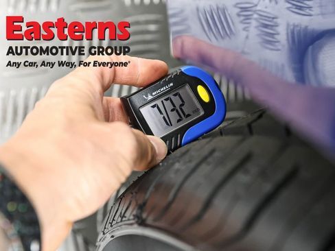 Used 2023 Chevrolet Camaro LT w/ RS Package image 27