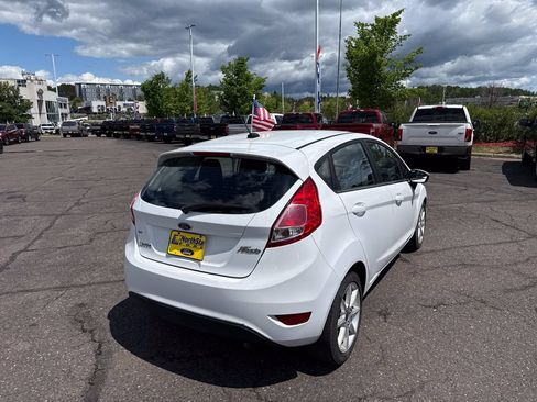 Used 2017 Ford Fiesta SE w/ Equipment Group 201A FWD image 10