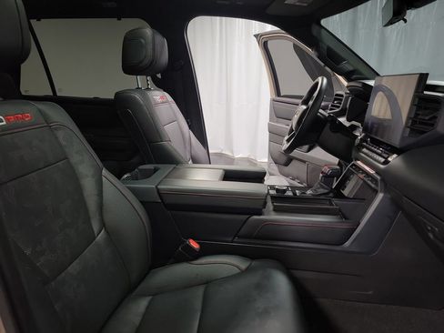 Used 2025 Toyota Sequoia TRD Pro AWD/4WD image 34
