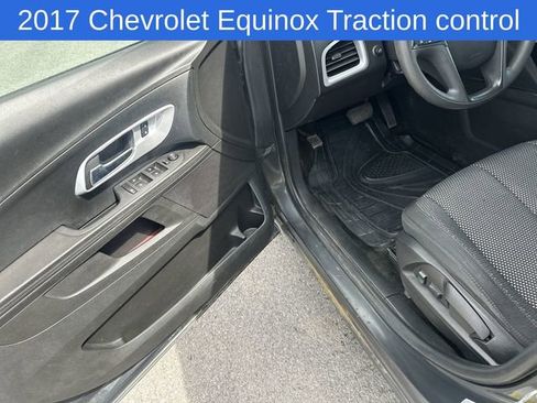 Used 2017 Chevrolet Equinox LS AWD/4WD image 12