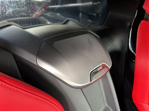 Used 2021 Chevrolet Corvette Stingray Preferred Cpe w/ Chrome Exterior Badge Package image 21