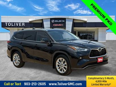 Used 2023 Toyota Highlander Limited