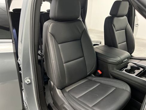 Used 2025 Chevrolet Tahoe LT image 23