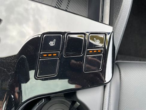 Used 2025 Kia Sportage X-Line AWD/4WD image 22