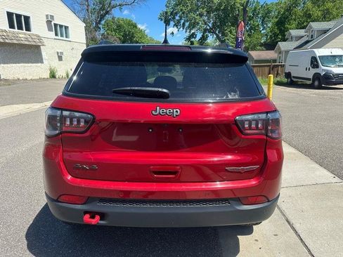 Used 2025 Jeep Compass Trailhawk AWD/4WD image 6