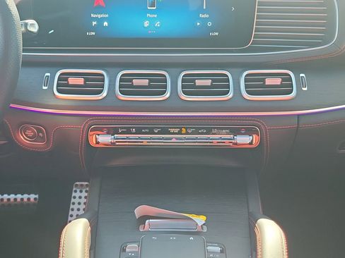 New 2026 Mercedes-Benz GLE 53 AMG 4MATIC image 17