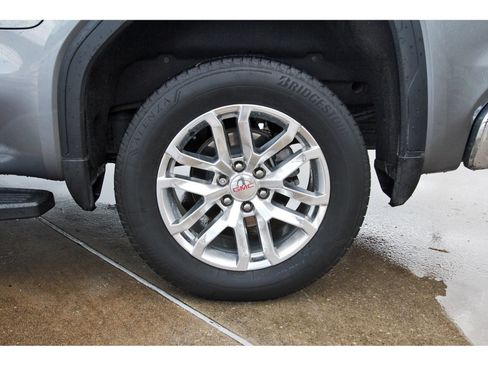 Used 2020 GMC Sierra 1500 SLT RWD image 33