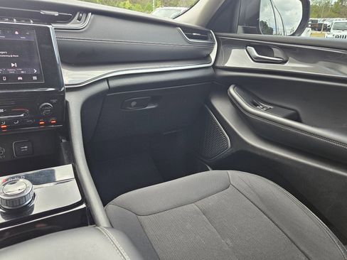 Used 2022 Jeep Grand Cherokee L Laredo w/ Luxury Tech Group I image 11