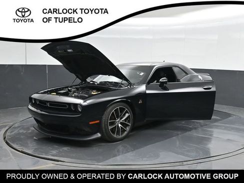 Used 2018 Dodge Challenger R/T Scat Pack RWD image 57
