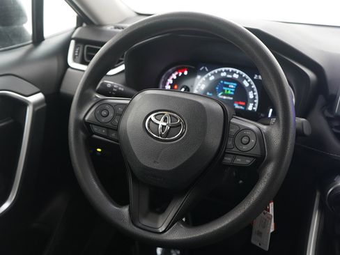Used 2023 Toyota RAV4 LE image 16