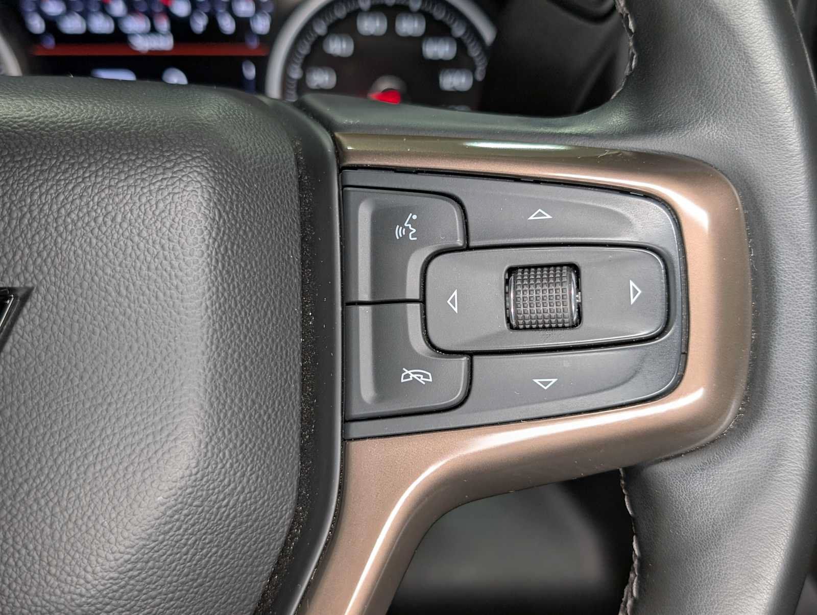 Used 2023 Chevrolet Silverado 3500 High Country w/ Z71 Off-Road Package AWD/4WD image 36