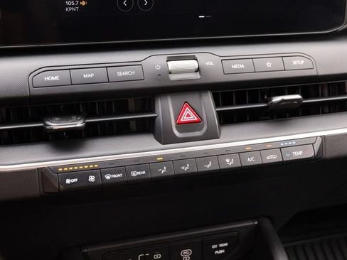 Used 2025 Kia K4 FWD image 17