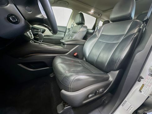 Used 2015 Nissan Murano Platinum w/ Platinum Technology Package AWD/4WD image 13