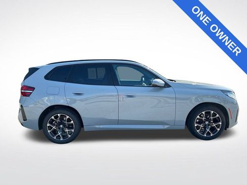 Used 2025 BMW X3 xDrive30i AWD/4WD image 3