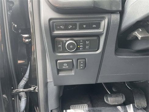 Used 2022 Ford F150 XLT w/ Equipment Group 302A High image 14