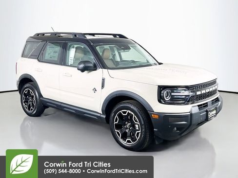New 2025 Ford Bronco Sport Outer Banks w/ Outer Banks Tech Package+ image 1