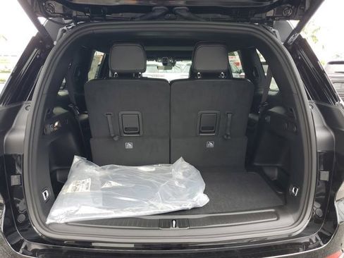 New 2025 Jeep Grand Cherokee L Altitude image 5