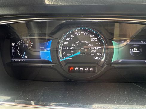 Used 2013 Ford Taurus SEL AWD/4WD image 12