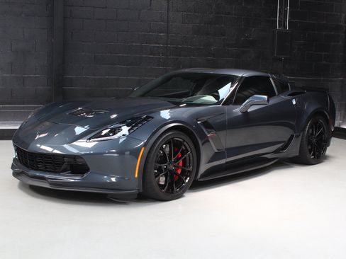 Used 2019 Chevrolet Corvette Grand Sport RWD image 6