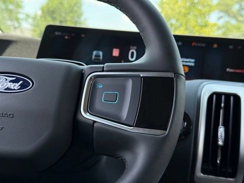 New 2027 Ford Expedition Active AWD/4WD image 11