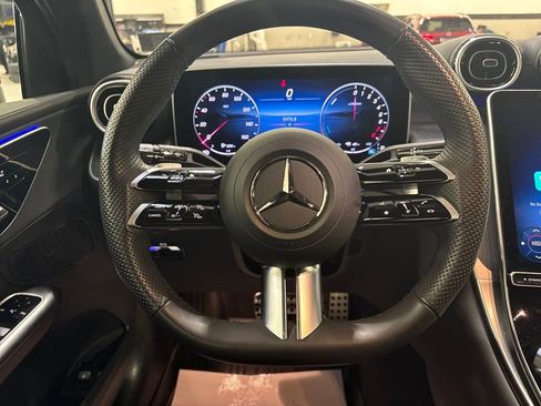 Used 2025 Mercedes-Benz GLC 350e GLC 350e image 14