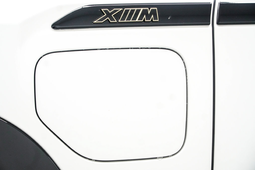 Used 2023 BMW XM w/ M Driver's Package AWD/4WD image 10
