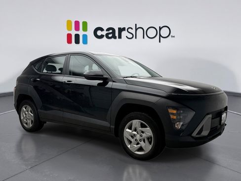 Used 2024 Hyundai Kona SE image 7