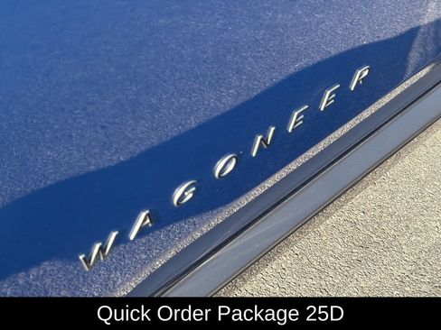 Used 2025 Jeep Wagoneer S Limited AWD/4WD image 4
