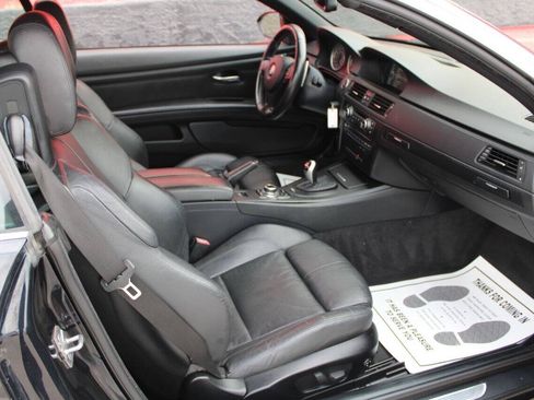 Used 2012 BMW M3 Convertible w/ Premium Pkg RWD image 19