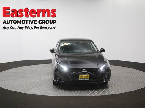Used 2024 Nissan Altima 2.5 SR FWD image 53
