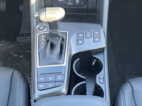 New 2026 Kia Sportage SX FWD image 16