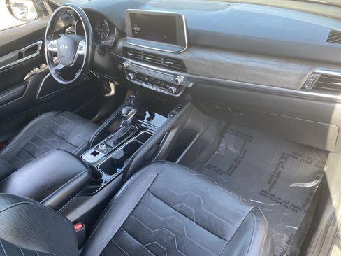 Used 2022 Kia Telluride SX w/ SX Prestige Package AWD/4WD image 11