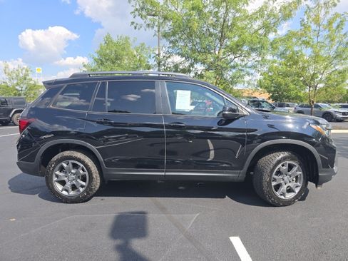 Certified 2025 Honda Passport TrailSport image 20