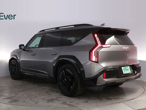 Used 2024 Kia EV9 GT-Line image 17