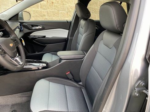 New 2026 Chevrolet Trax LT w/ Driver Confidence Package image 14