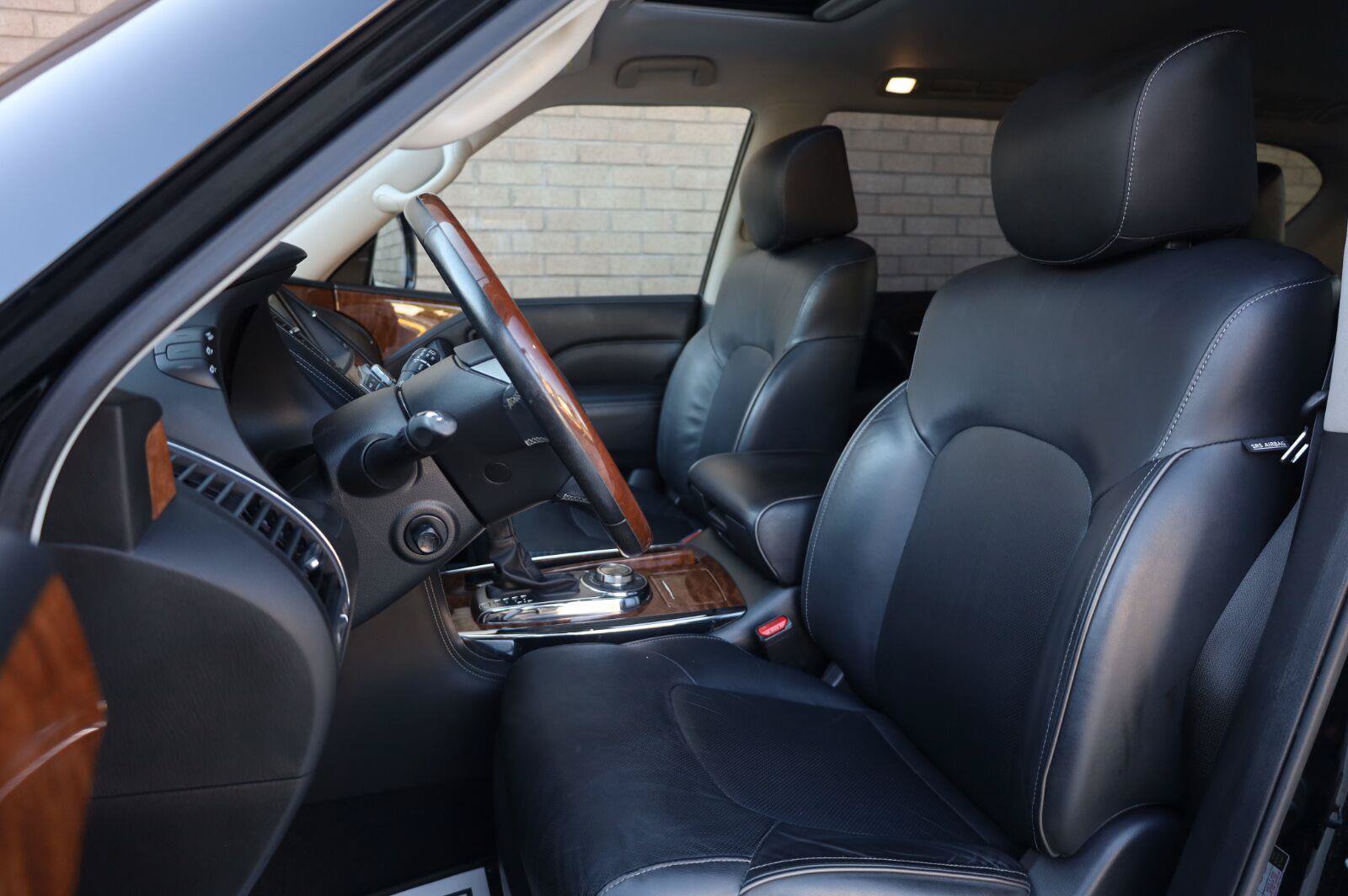Used 2019 INFINITI QX80 Luxe w/ 22" Wheel Package AWD/4WD image 18
