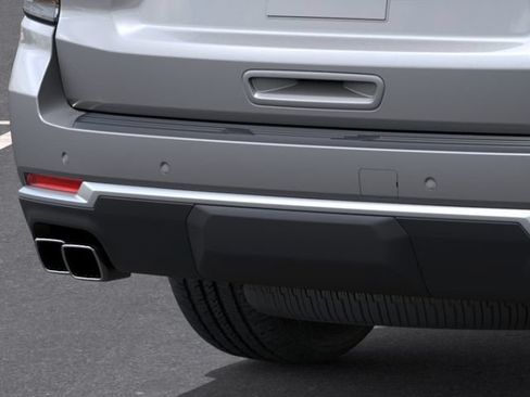 New 2026 Chevrolet Suburban High Country AWD/4WD image 16