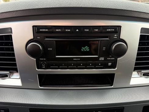 Used 2008 Dodge Ram 1500 Truck SLT image 23