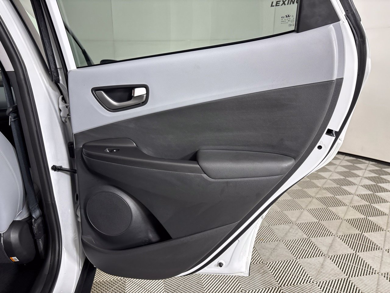 Used 2019 Hyundai Kona Ultimate FWD image 28