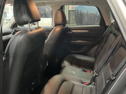 Used 2025 MAZDA CX-5 AWD 2.5 S w/ Preferred Package image 13