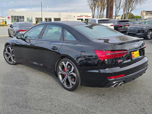 Used 2025 Audi S6 Prestige image 3