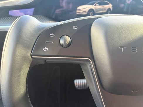 Used 2023 Tesla Model X Plaid AWD/4WD image 5
