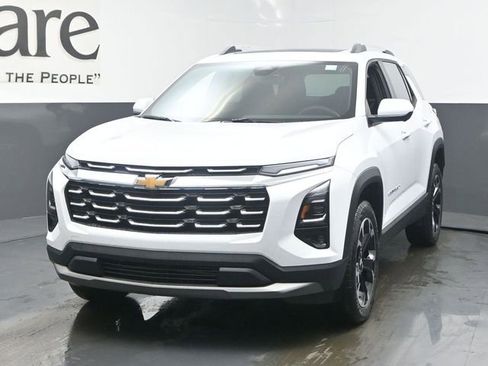 New 2026 Chevrolet Equinox LT w/ Safety and Technology Package image 7