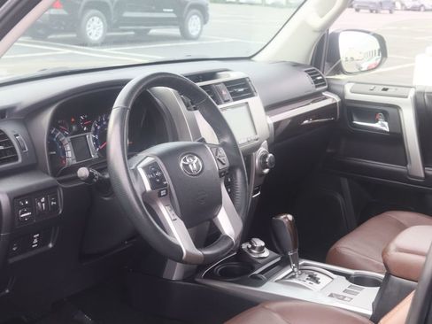 Used 2019 Toyota 4Runner Limited AWD/4WD image 9