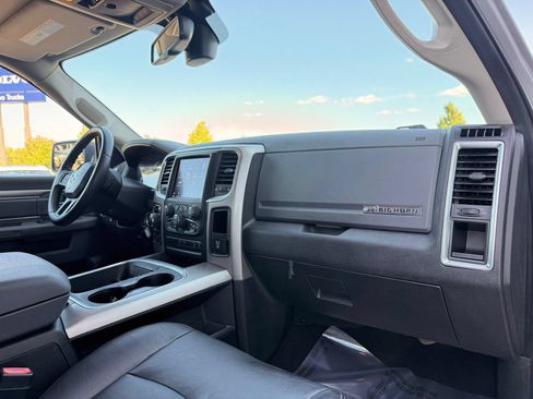 Used 2019 RAM 1500 Big Horn AWD/4WD image 29