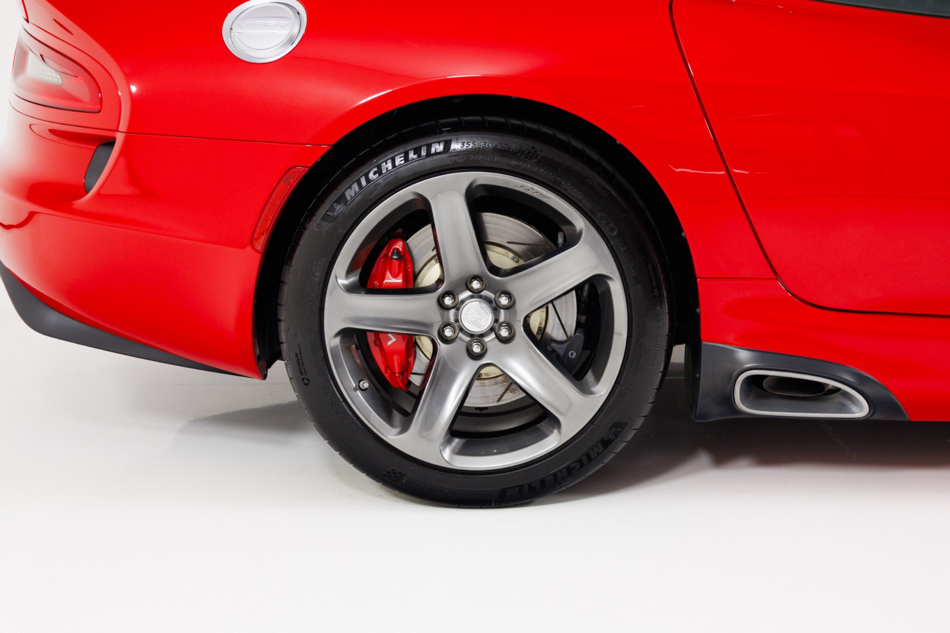 Used 2015 Dodge Viper w/ Quick Order Package 22J GT RWD image 11