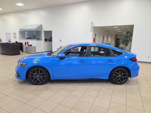 Used 2022 Honda Civic Sport Touring image 1