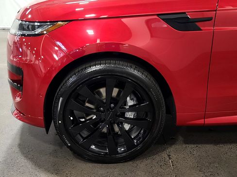 New 2026 Land Rover Range Rover Sport Dynamic SE image 10