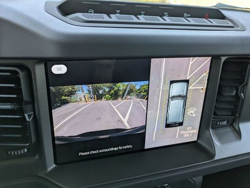 New 2025 Ford Bronco Badlands AWD/4WD image 23