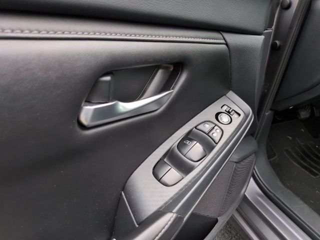 Used 2024 Nissan Sentra SV FWD image 11
